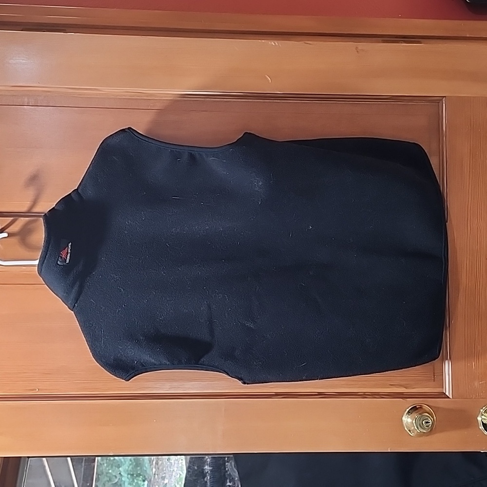 Fleece vest EUC - Picture 5 of 6